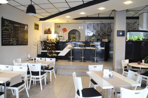 Leszno Bed & Breakfast | M&M Spanie