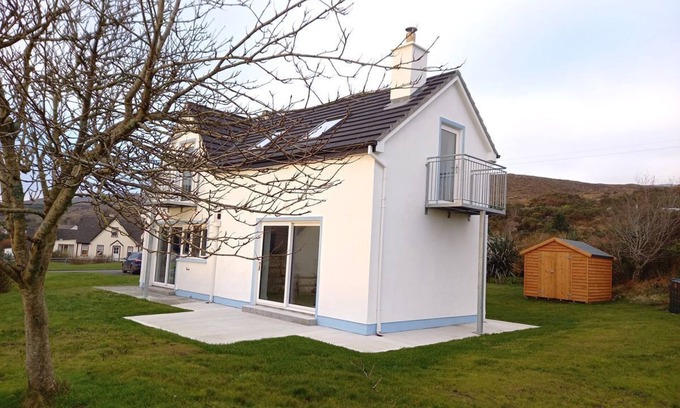 Mulranny Apartment | M030 3 Clew Bay Cottages, Mulranny-4 Bedroom-Sleeps 8
