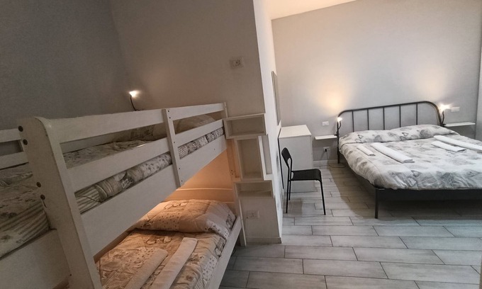 Villa San Giovanni Apartment | M1 Sesto Marelli Holiday Home