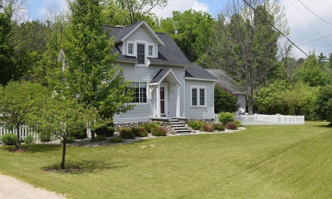 Traverse City House | M22 Shores | Beach | Pet-friendly | Waterfront | Large Groups
