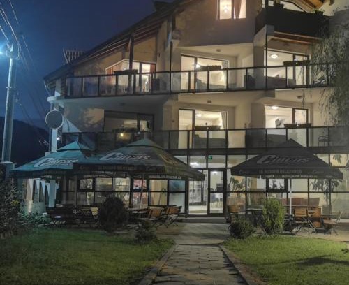 Predeal House | M7 Villa Bed& Bistro