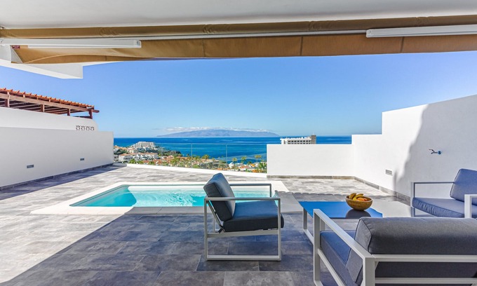 Los Gigantes House | Magnificent Bungalow with panoramic views and private pool.