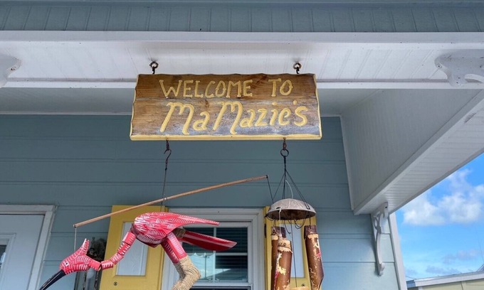 Green Turtle Cay Cottage | Ma Mazie's Cottage!