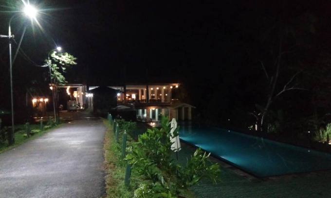 Pinnawala Hotel | Ma Oya Retreat