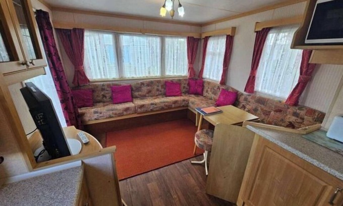 Mablethorpe and Sutton Ski Chalet | Mablethorpe towervans a20