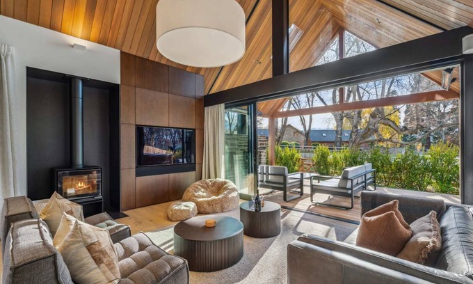 Wanaka House | MacAndrew Luxury Lodge