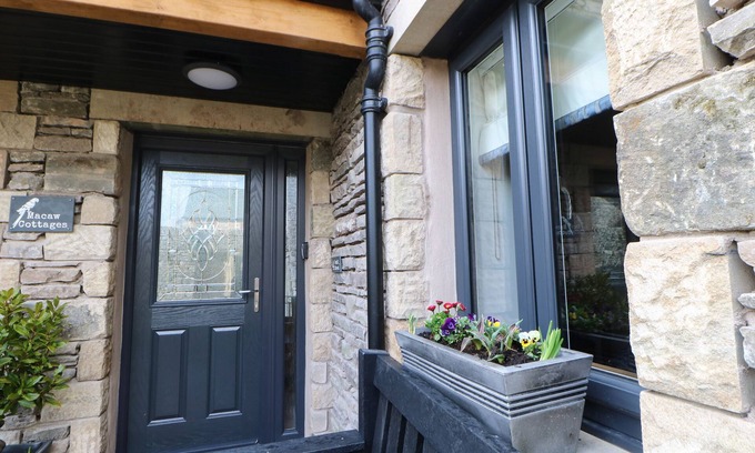 Kirkby Stephen Cottage | Macaw Cottages No 4
