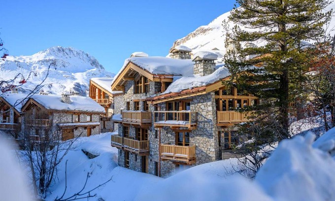 Le Fornet Ski Chalet | Madame Vacances Chalet Atacama