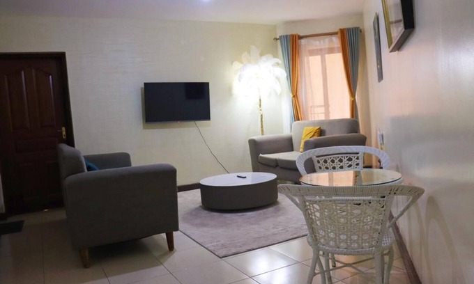 Nairobi West Apartment | Madaraka apartment with rooftop pool