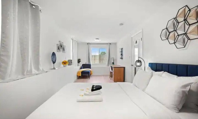 Broadmoor Apartment | Maddux Homes near Westlake