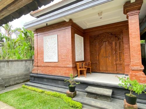 Taro House | Made Misi Homestay