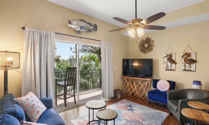 Madeira Beach Condo | π΄ Madeira Bay Resort #306 β Stylish Two-Bedroom Retreat in the Heart of Madeira Beach