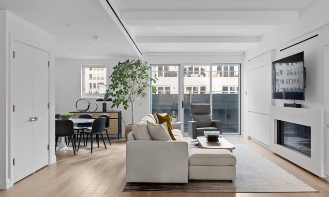 Tribeca Apartment | Madison Place by Rove Travel | 3BR Tribeca PH