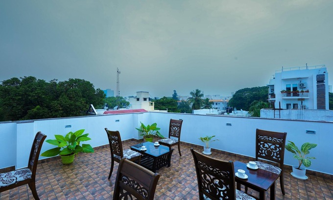 Teynampet Hotel | MADRAS INN - ALWARPET