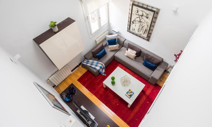 Malasana Apartment | Madrid center - perfect place!