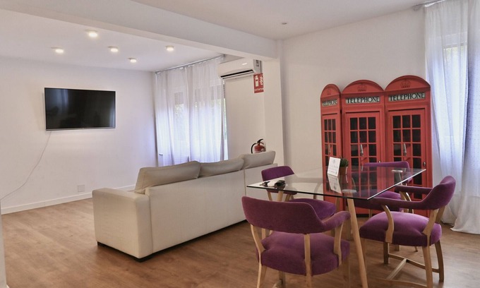 San Isidro Apartment | MADRID RIO - PALACIO REAL- HOSPITAL 12 OCTUBRE -3 ROOMS - 2 BATHROOMS