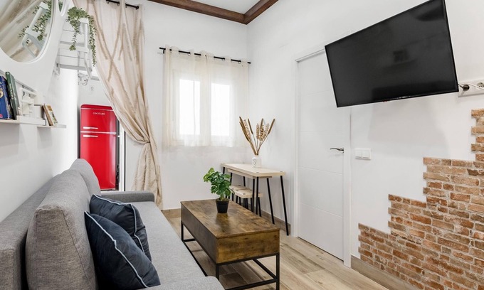 Villaverde Apartment | Madrid Villaverde I, Cozy apartment, AC