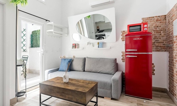Villaverde Apartment | Madrid Villaverde VI - Apartament with patio, AC