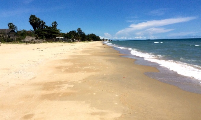 Chakphong Condo | Mae Phim Thailand. Luxury beachfront condo