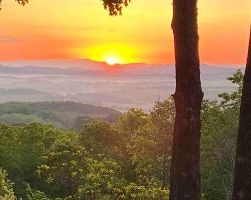 Blue Ridge Apartment | Mae’s Cottage in the Clouds