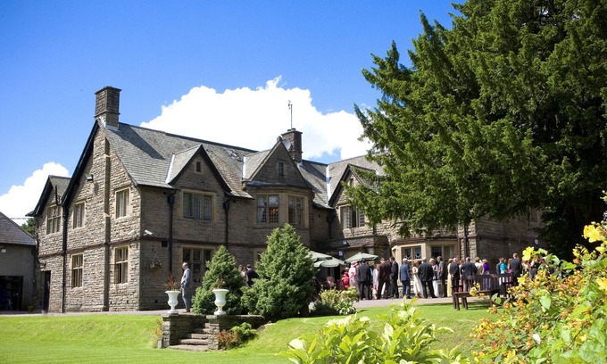 Blackwood Hotel | Maes Manor Hotel