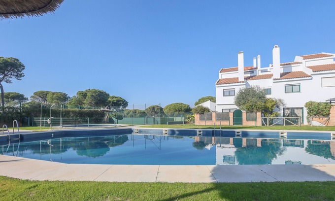 Nuevo Portil House | MAGALLANES - Wonderful house with shared pool free WiFi