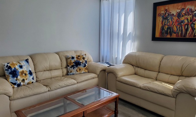 Saint Thomas House | Maggie's Rest - Cozy 2 Bdrm Tiny Home Centrally Located