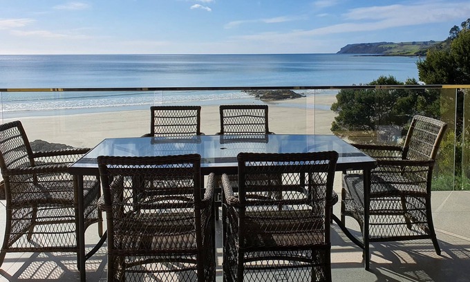 Boat Harbour Beach Apartment | MAGIC BEACH VILLA Absolute beachfront luxury