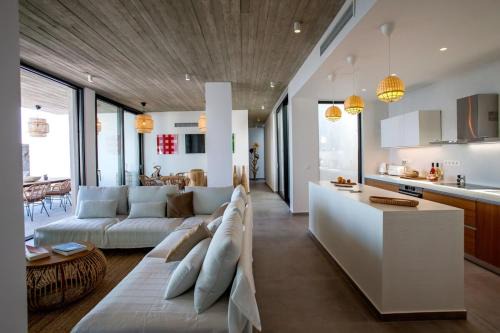 Tinos Town Villa | Magic Cave Villa in Tinos