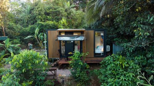 Mena Creek House | Magic Mena Rainforest Retreat by Tiny Away