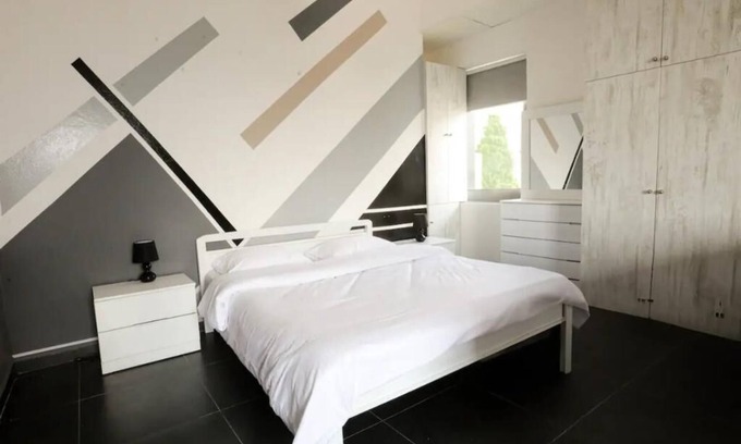 Mastita Apartment | Magic Moon - cozy studio in Byblos with 24/7 electricity.