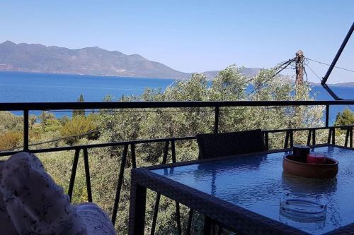 Vassilias House | 'Magic Of Nature' Cottage With a Breathtaking View