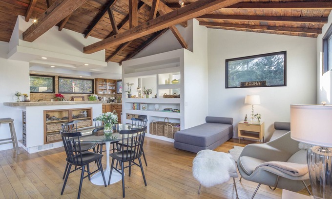 Malibu House | Magical 1927 Malibu Nature Cottage & Beach Retreat