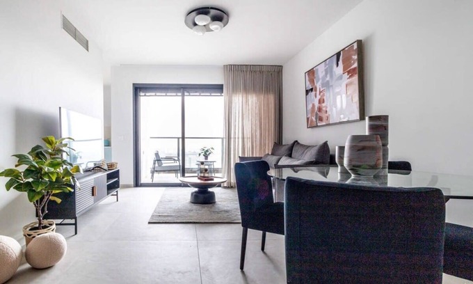 Kiryat Moshe Apartment | Magical 2BR/Parking with amazing view in city gate