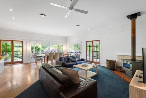 Lucaston House | Magical Lucindale - Gorgeous 4 Bedroom House