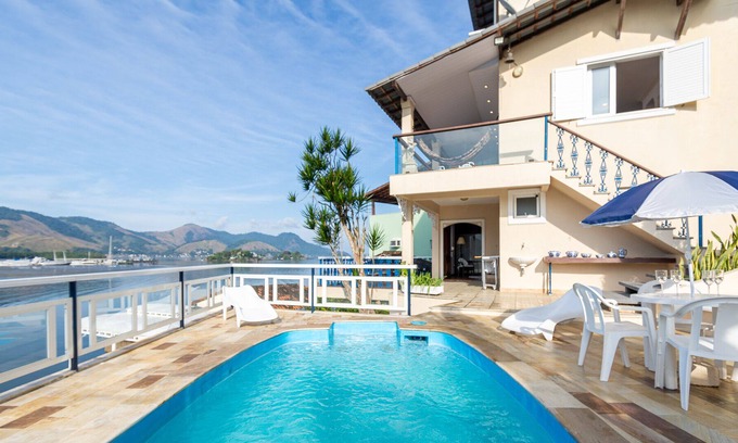 Caieira House | Magnífica Casa, com Praia Particular, em Angra