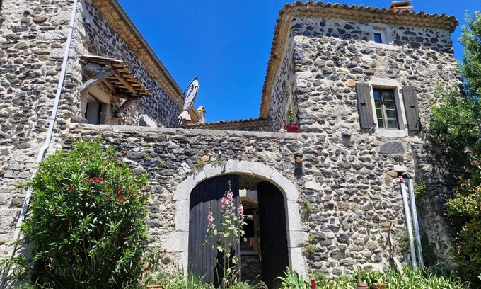 Lussas Other | Magnanerie Isolée au Milieu de 8Ha de Thym Sauvage en Surplomb de la Vallée