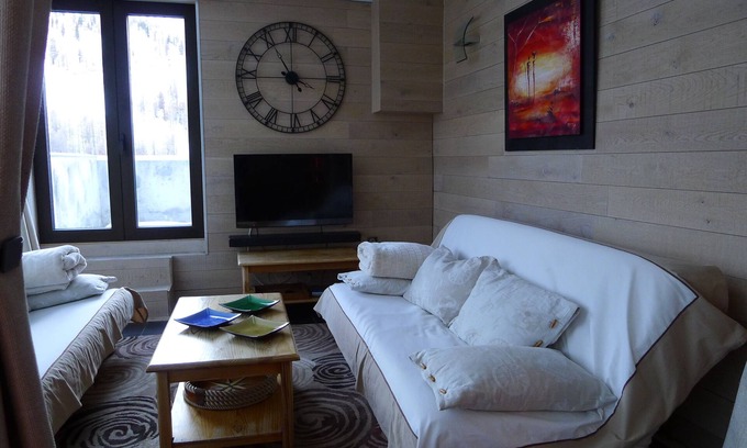 Isola Apartment | Magnificent 4 room apartment + terraces + closed garage, snow front