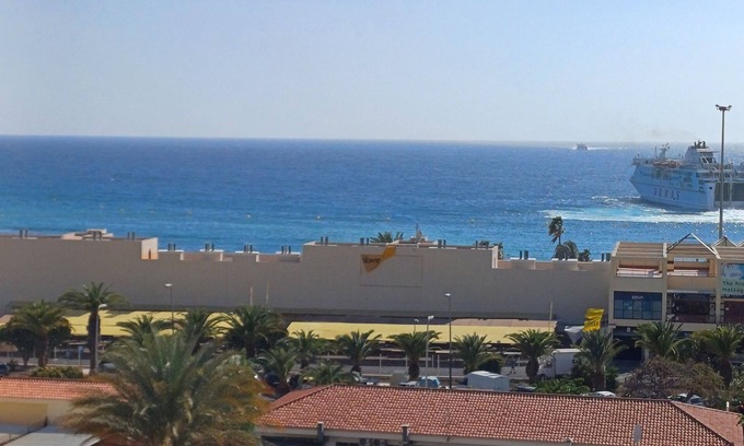 Los Cristianos Apartment | Magnificent apartment in Los Cristianos. Sea views and large terrace.