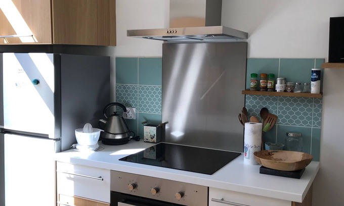Saint-Serge Apartment | Magnificent apartment in the center of Angers with small garden