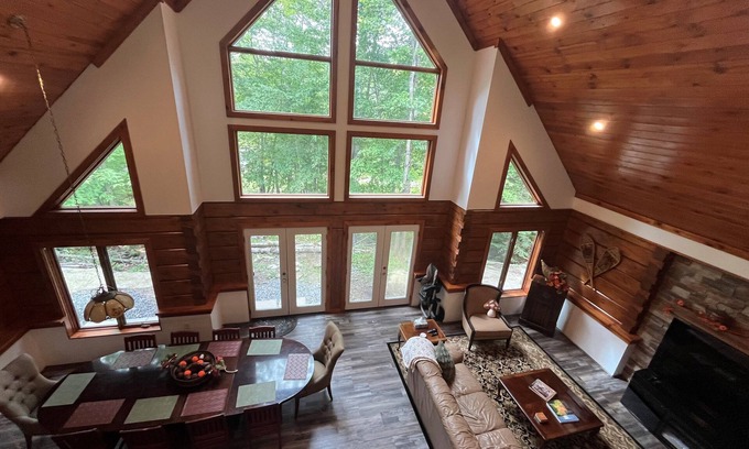Algonquin Highlands Cottage | Magnificent and private forested retreat at the Highland House!