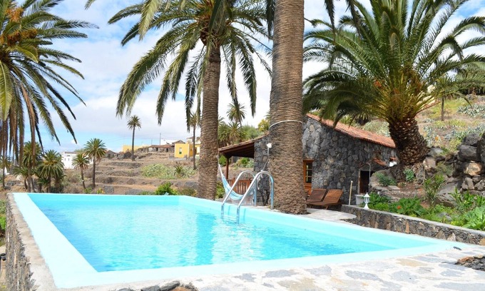 Vallehermoso Cottage | Magnificent country house with spectacular views of the sea and the mountains