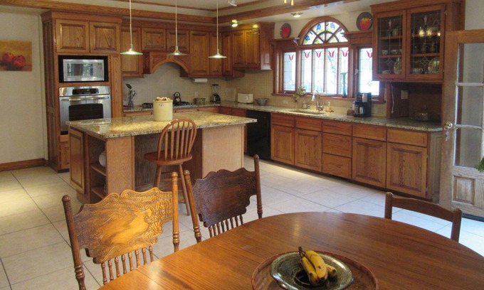 Canoncito House | Magnificent Home Set On 3 Acres 15 Minutes From The Plaza!