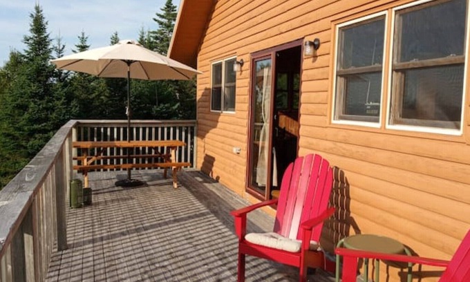 West Bay Cottage | Magnificent location with views of Bras d'Or Lake - Exclusive vacation home with 75 sqm