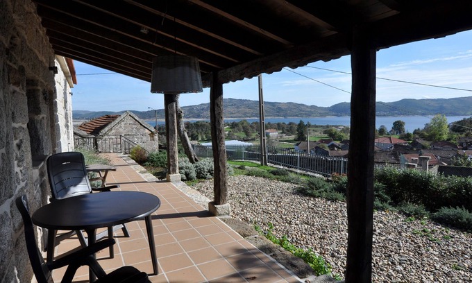 Montalegre House | MAGNIFICENT LOCATION, FANTASTIC VIEW, PENEDA-manages PARK