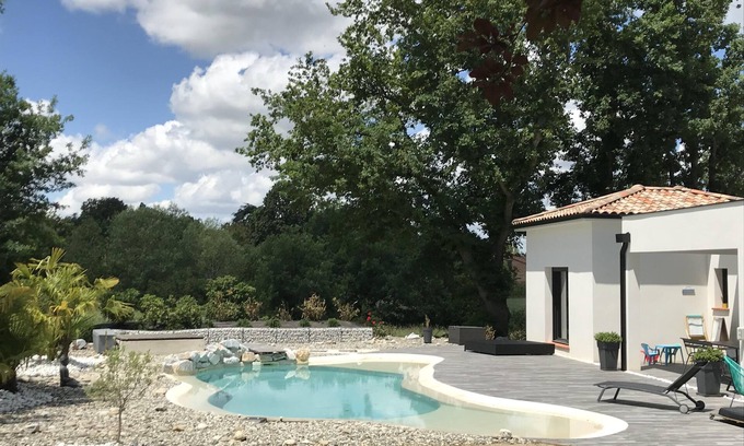 Lapeyrouse-Fossat House | Magnificent modern house of 250m2 air-conditioned with private lagoon pool