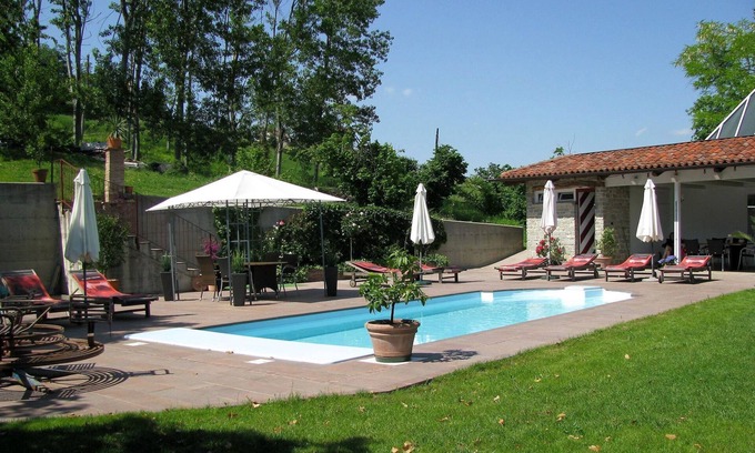 Bastia Mondovi Villa | Magnificent Mansion in Bastia Mondovi with Swimming Pool