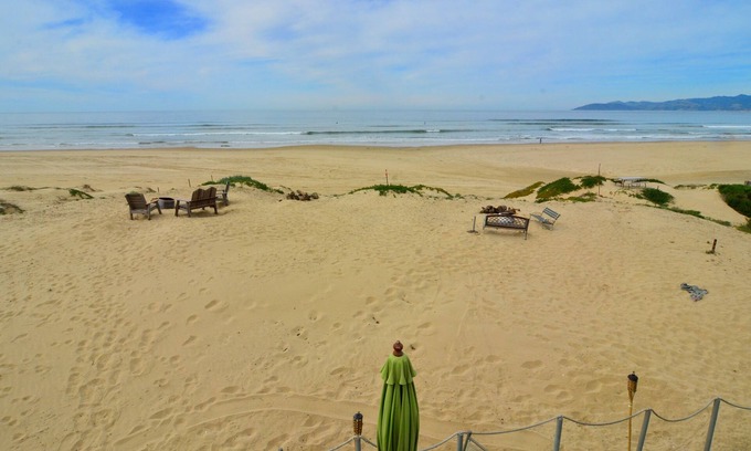 Oceano House | Magnificent Ocean views! On Oceano sandy beach with fire pit