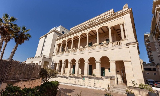 Sliema Apartment | Magnificent Palazzo Suites in the heart of Sliema