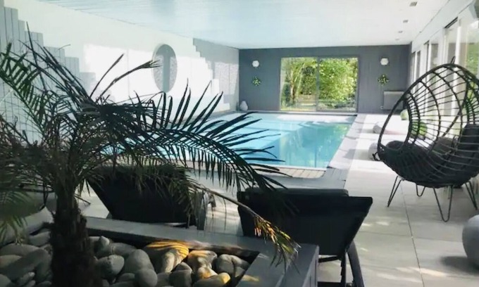 Guipry-Messac Bed & Breakfast | Magnificent residence with heated indoor pool